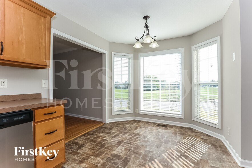 Building Photo - 993 Glenhurst Way
