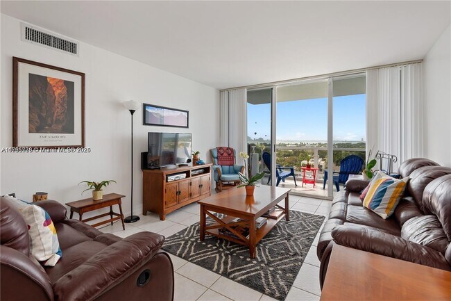 Building Photo - 5700 Collins Ave