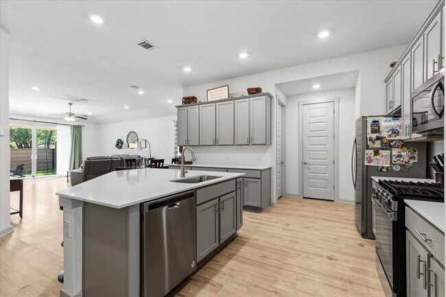 Building Photo - 2117 Centerline Ln