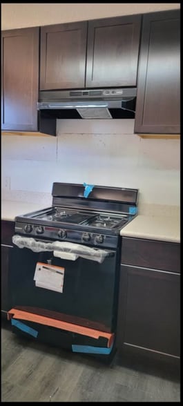 Building Photo - 751 Yosemite Pky