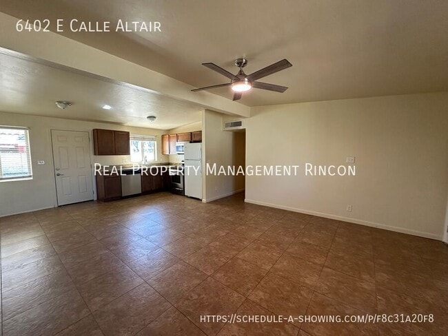 Building Photo - 6402 E Calle Altair