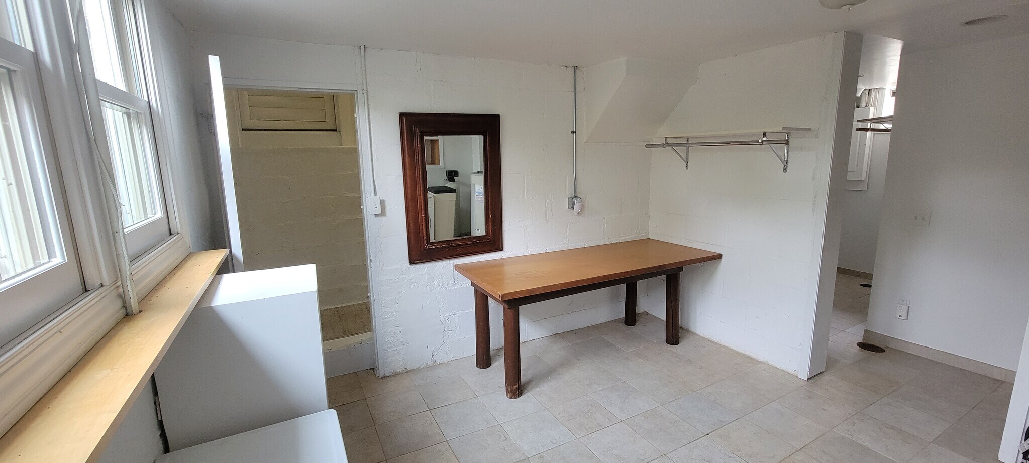 Building Photo - 19101 Delton Ave