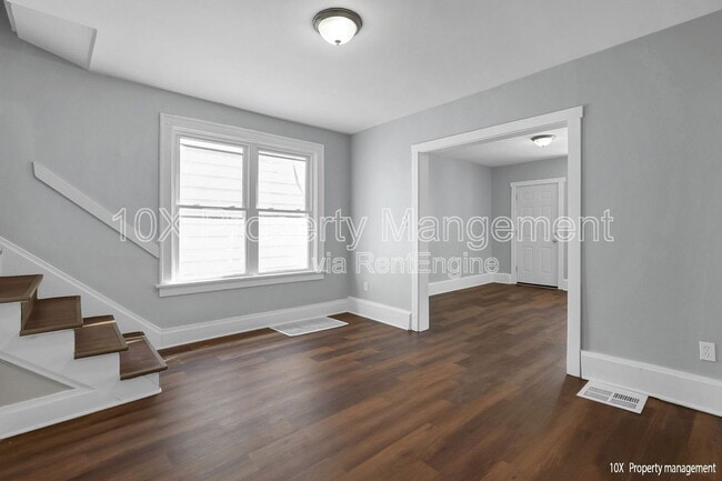 Building Photo - 334 Lechner Ave
