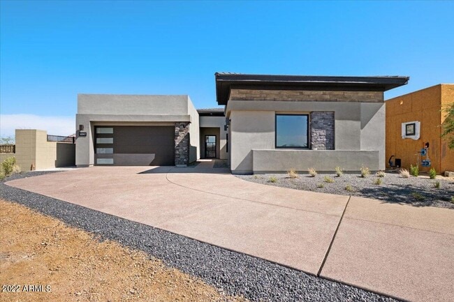 Primary Photo - 12387 E Black Rock Rd