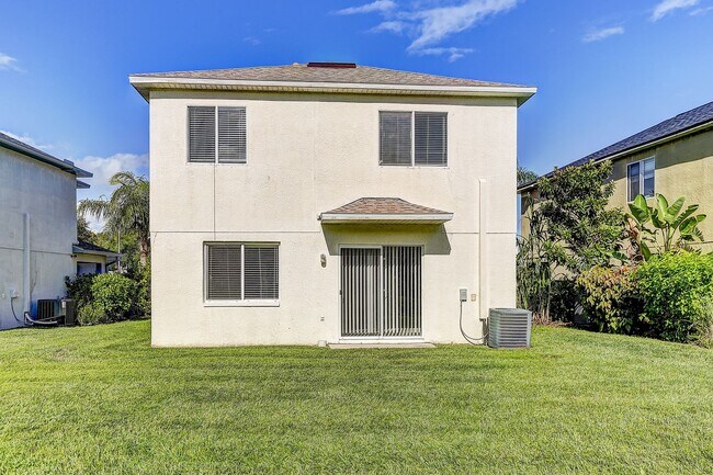 Building Photo - Prime Northwood Home on a Conservation Lot...