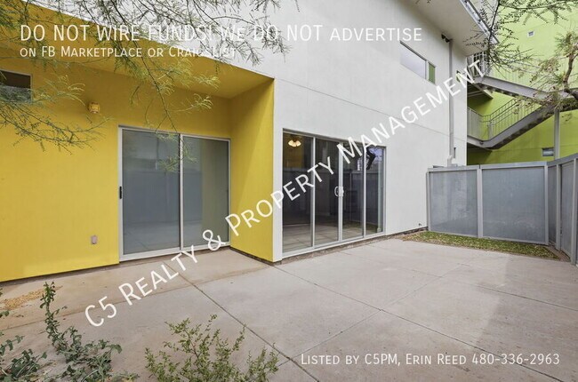 Building Photo - 1111 W University Dr