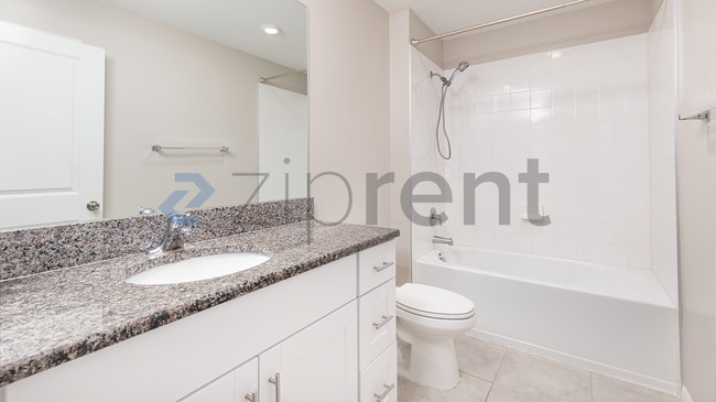 Building Photo - 5721 SW 92nd Pl