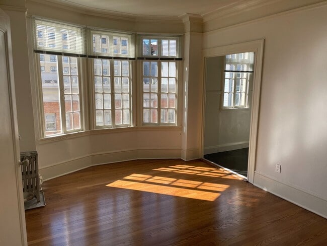Primary Photo - Brand new Studio near Downtown