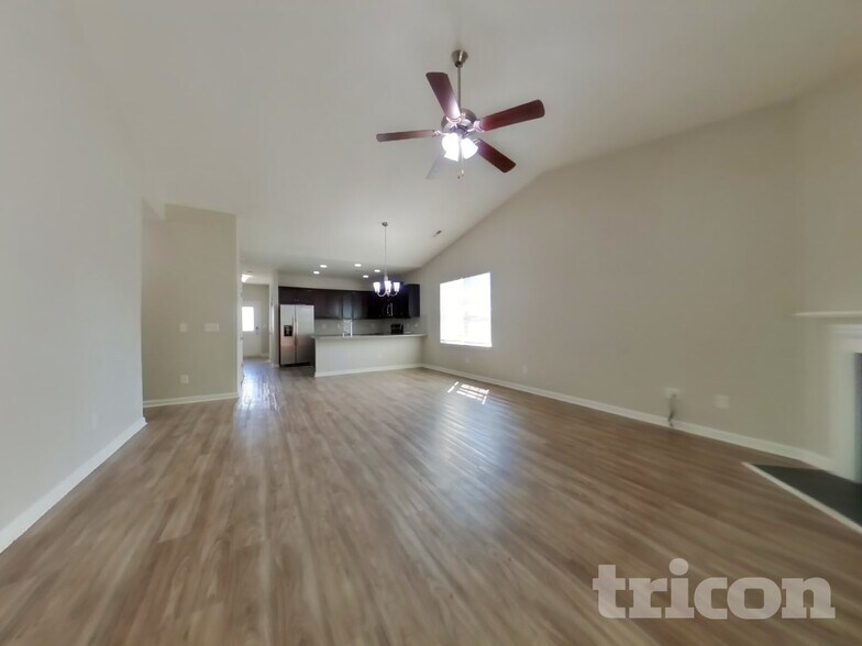 Building Photo - 909 Wild Lilac Ct