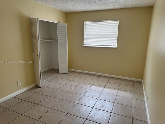 Building Photo - 5315 NW 22nd St