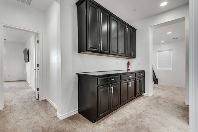 Building Photo - Welcome to your dream home located in the prestigious guard-gated community of Tuscany in Henderson!