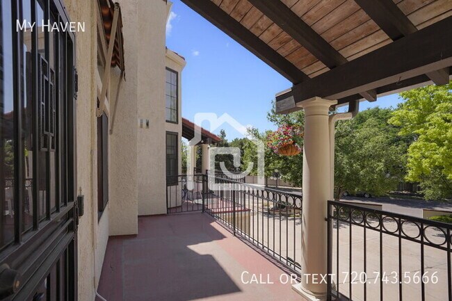 Building Photo - 1620 S Quebec Way