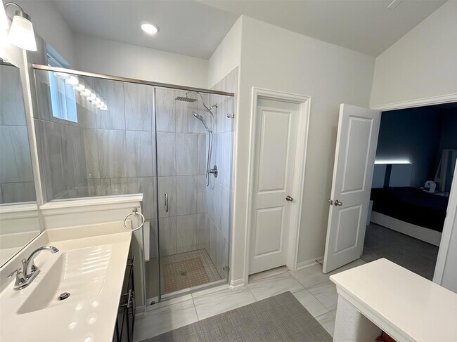 Building Photo - 756 Cherrystone Loop