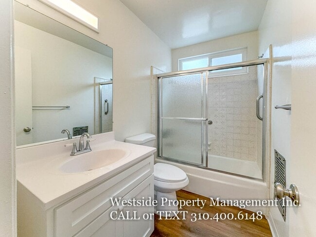 Building Photo - 645 Westmount Dr