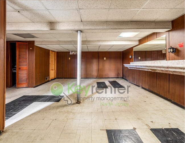 Building Photo - 199 Brookside Ave