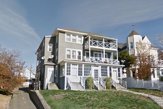Building Photo - 33 Seaview Ave