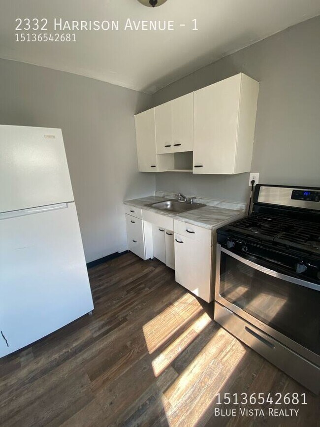 Building Photo - 2332 Harrison Ave