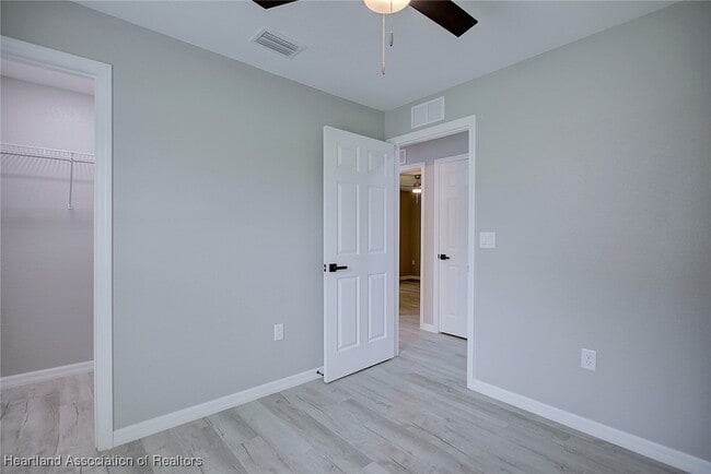 Building Photo - 1462 Aleutian St NE
