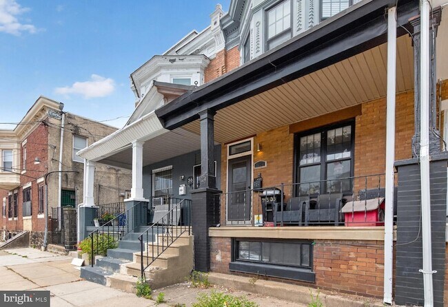 Building Photo - 34 S 53rd St