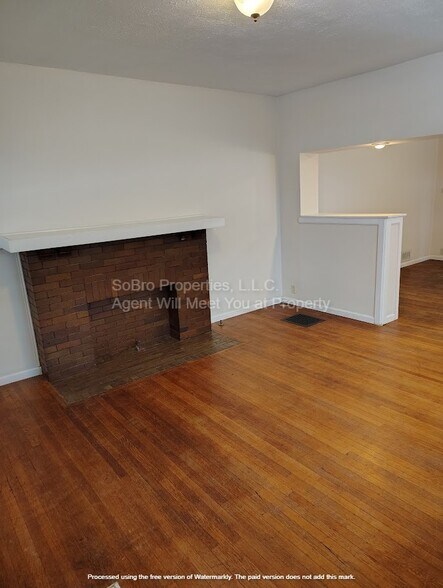 Building Photo - 4054 North Park Avenue