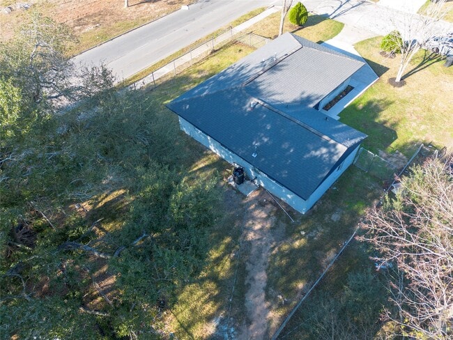 Building Photo - 5502 Elm Tree Dr