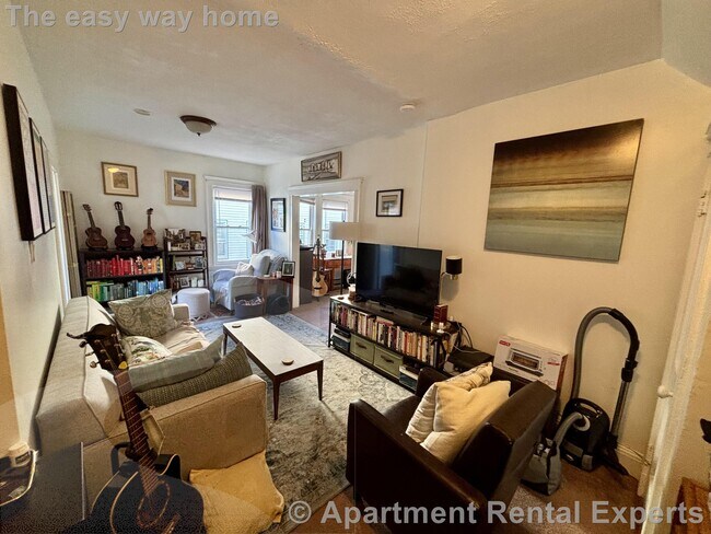 Building Photo - 23-25 Bonner Ave