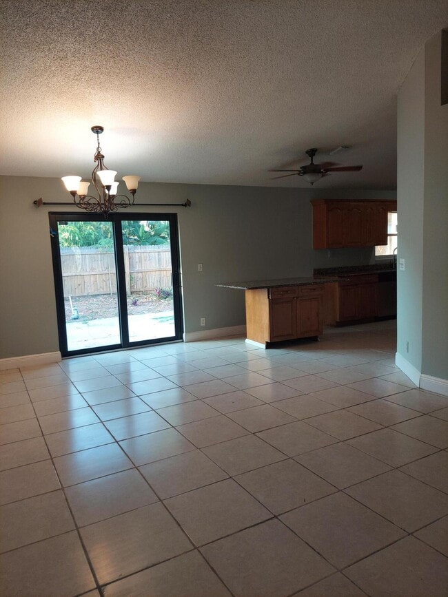 Building Photo - 5419 Blueberry Hill Ave