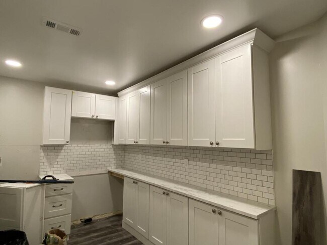 Building Photo - 8802 Gilly Way