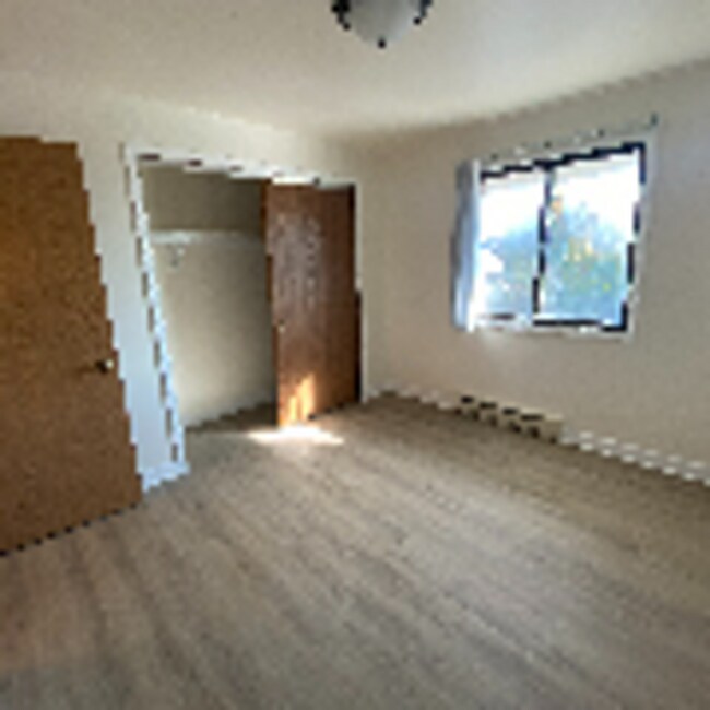 Building Photo - 6030 80th Pl