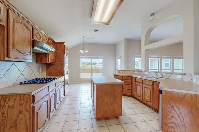 Building Photo - **Now pre-leasing, available to view early...