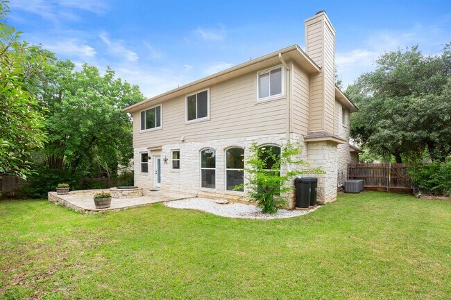Building Photo - 2030 Kimbrook Dr