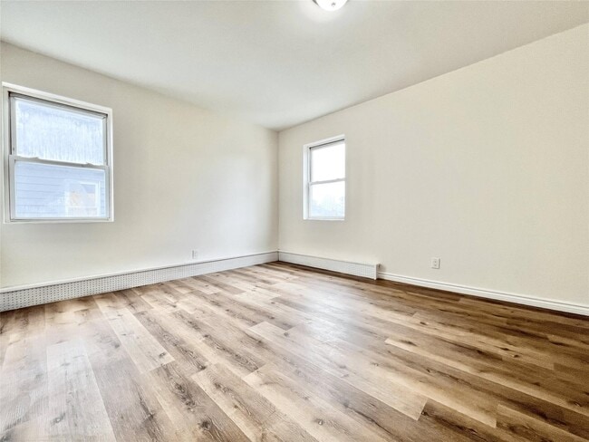 Building Photo - 412 Highland Ave