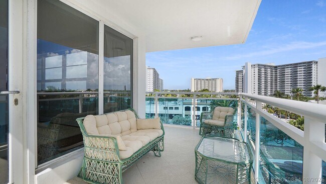 Building Photo - 3430 Galt Ocean Dr