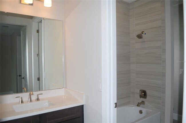 Building Photo - 34109 Tributary Ct