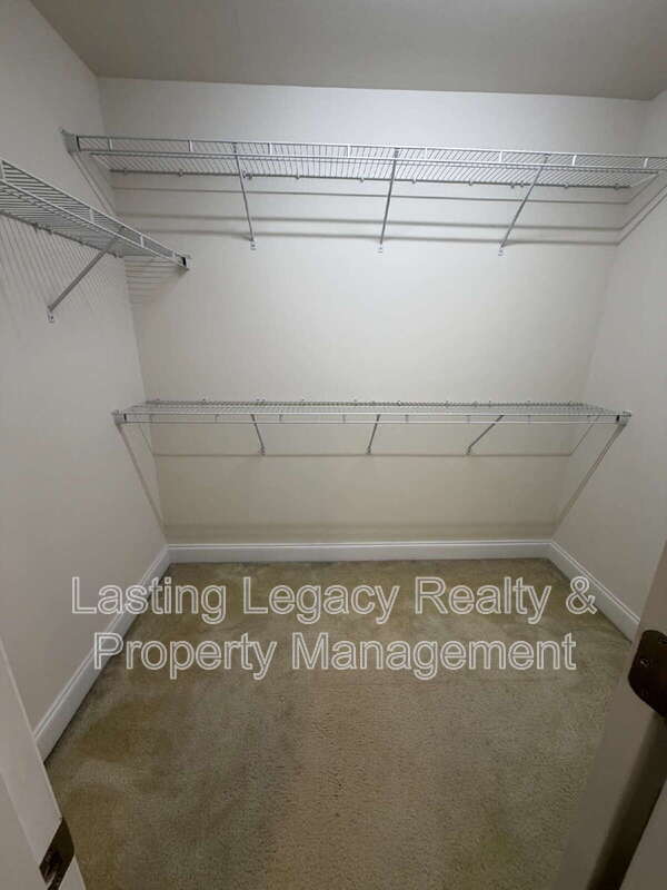 Building Photo - 959 Silver Leaf Dr