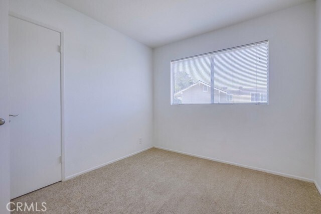 Building Photo - 73 Golden Glen St
