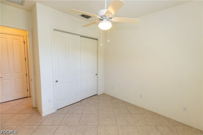 Building Photo - 11108 Esteban Dr