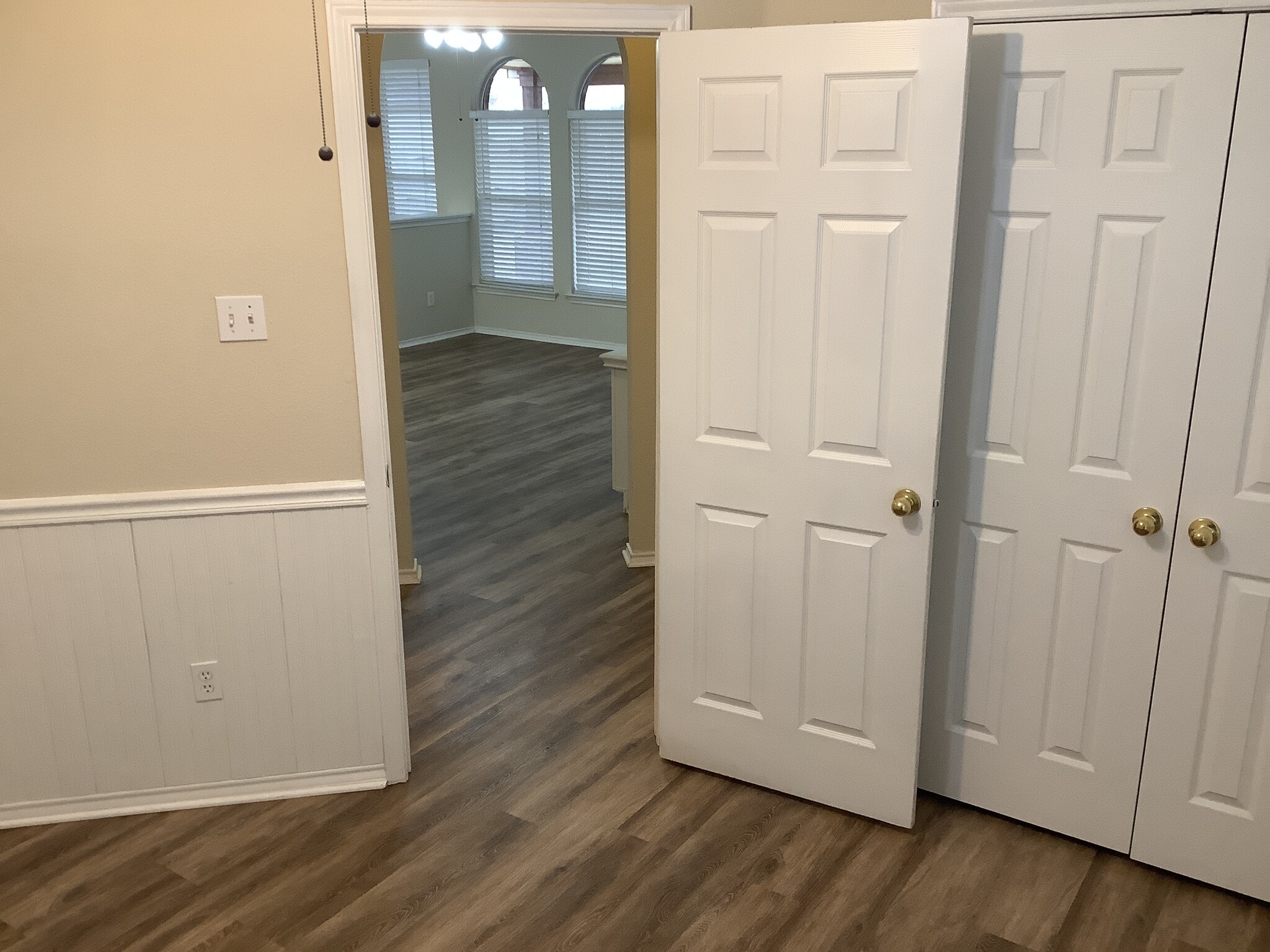 Building Photo - 1511 Cheyenne Trl