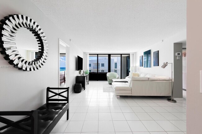 Building Photo - 3590 S Ocean Blvd