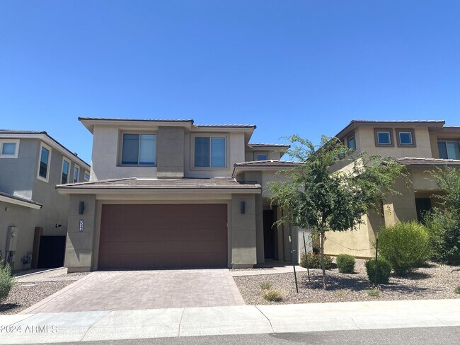 Primary Photo - 3544 E Sands Dr