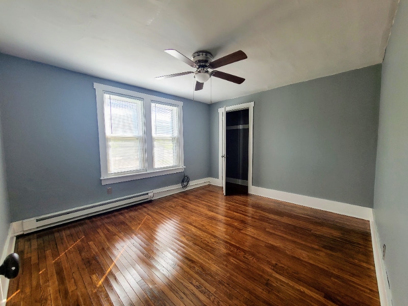 Building Photo - 12 Front St