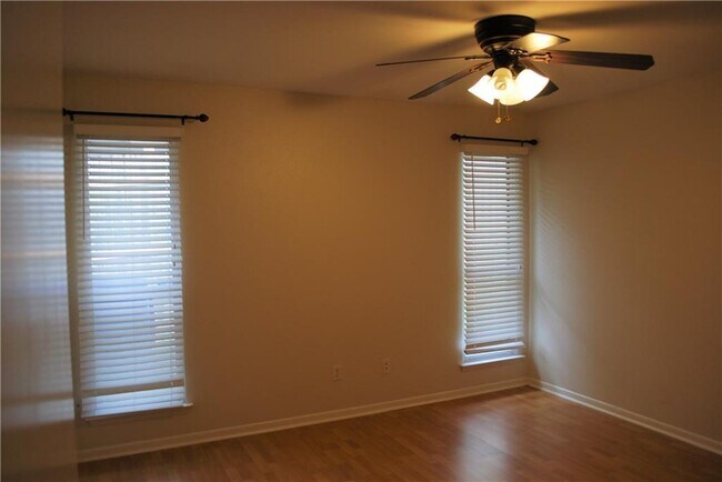 Building Photo - 3509 Pinnacle Rd