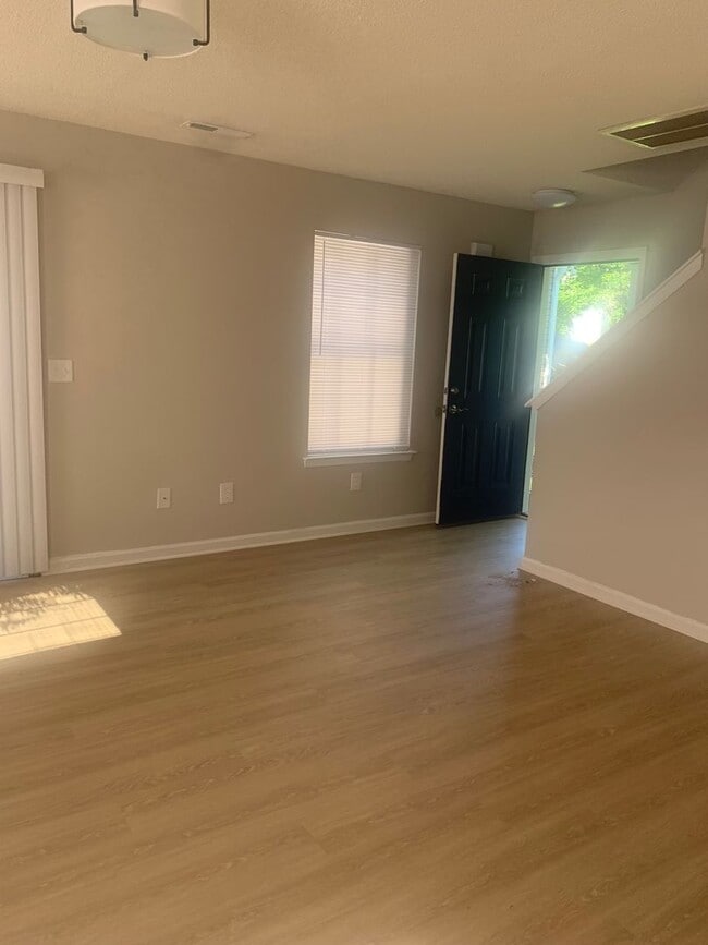 Building Photo - 9036 Shallcross- REMODELED AND PET-FRIENDL...