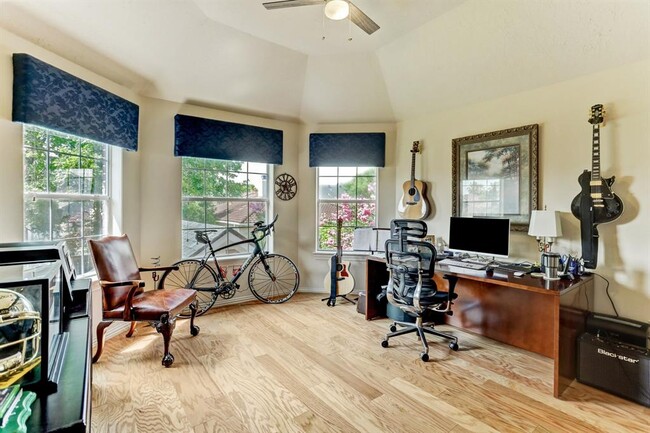 Building Photo - 14203 Cloud Cliff Ln