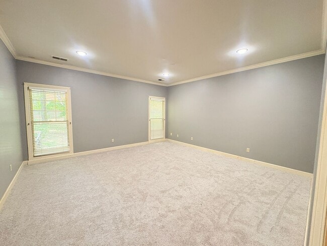 Building Photo - One Of Kind Home In Woodchase Subdivision! Over 3400 Sq Ft! Must have owner's approval on pets, f...
