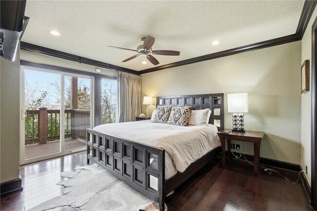 Building Photo - 14805 Dutchmans Dr