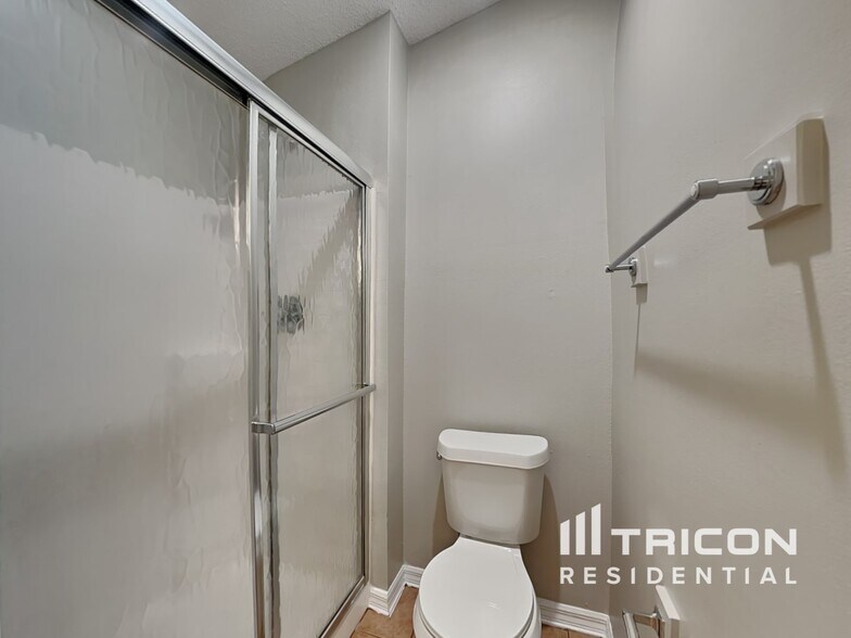 Building Photo - 874 Welch Hill Cir