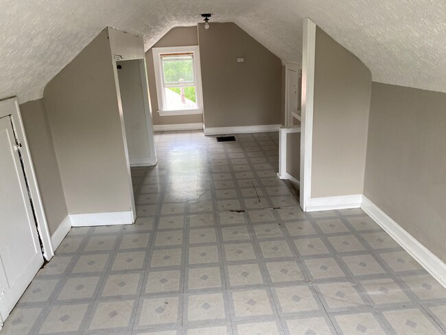 Building Photo - 934 Hunt St