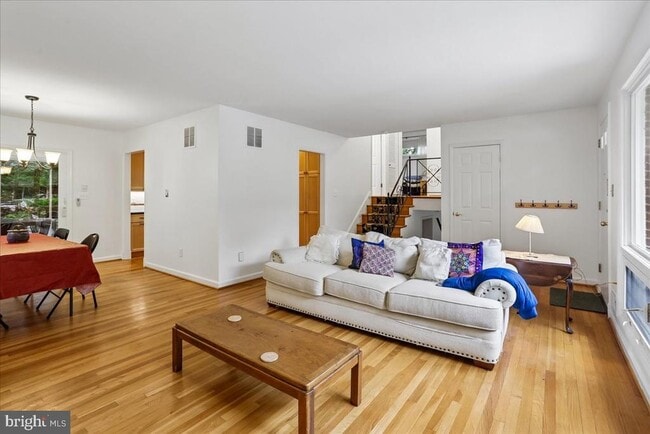 Building Photo - 1703 Tilton Dr