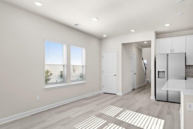 Building Photo - 2048 Copper Crk Lp